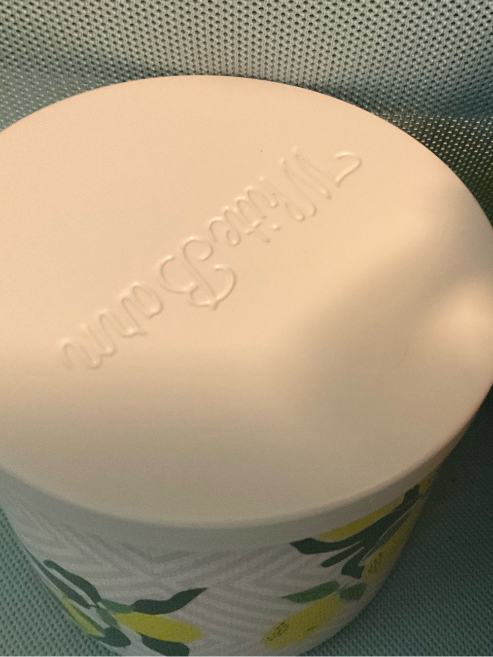 Bath and Bodyworks White Barn Fresh Amalfi Lemon 3 Wick Candle New - Picture 3 of 3